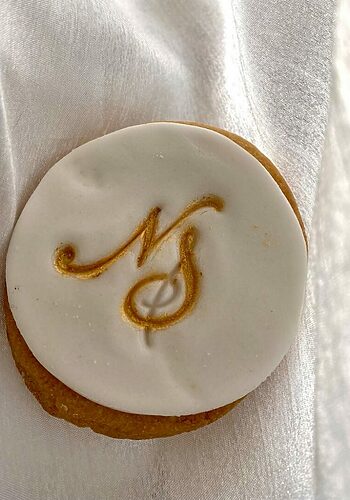 18C44A7D-1940-4973-BF1C-C819B41B0943