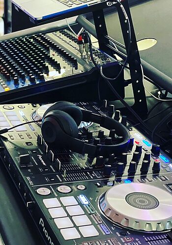 DJ_Xplosive (0)