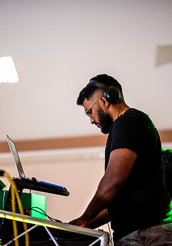 DJ_Xplosive (7)