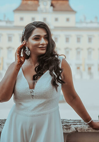 Diviya